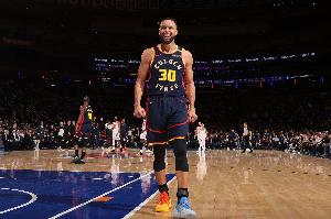 北卡洲际公路位于戴维森镇的30号出口被命名为斯蒂芬-库里立交