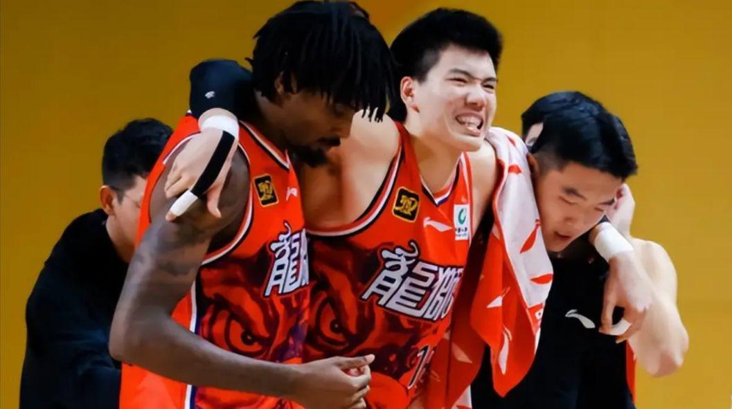 徐昕换张镇麟只为抬价?广东重点目标在此人,与上海争夺国手内线